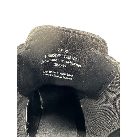 Thursday Boot Co. Everyday Chelsea Boots Black Leather Block Heel Women's 7.5 US - Picture 5 of 10